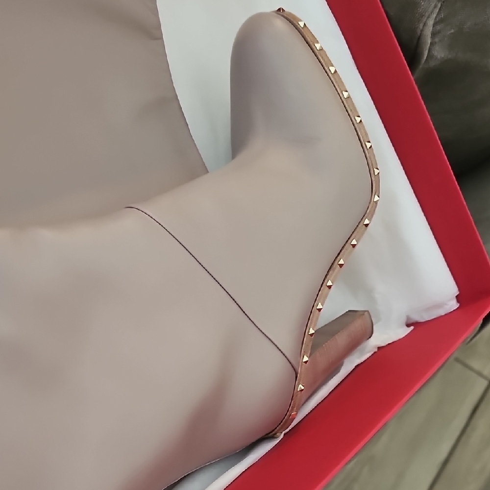 Valentino Garavani Beige Studded Heels
